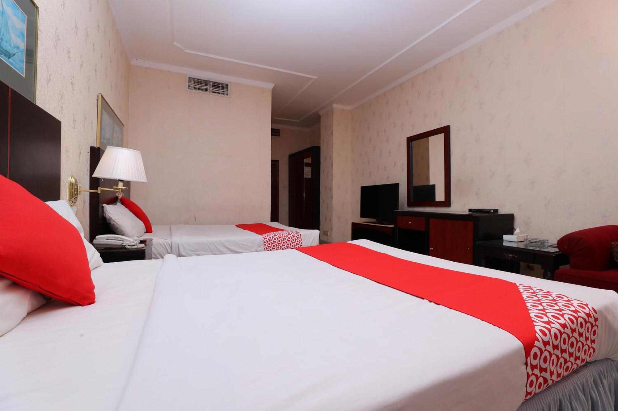 Oyo 112 Semiramis Hotel Manama Exterior photo